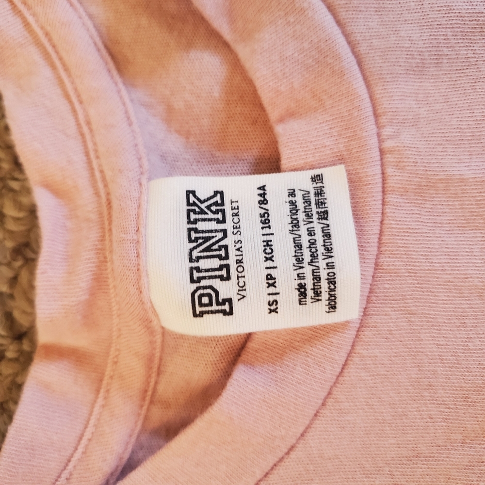 VS Pink- Light pink muscle tank with sequins - Picture 2 of 3